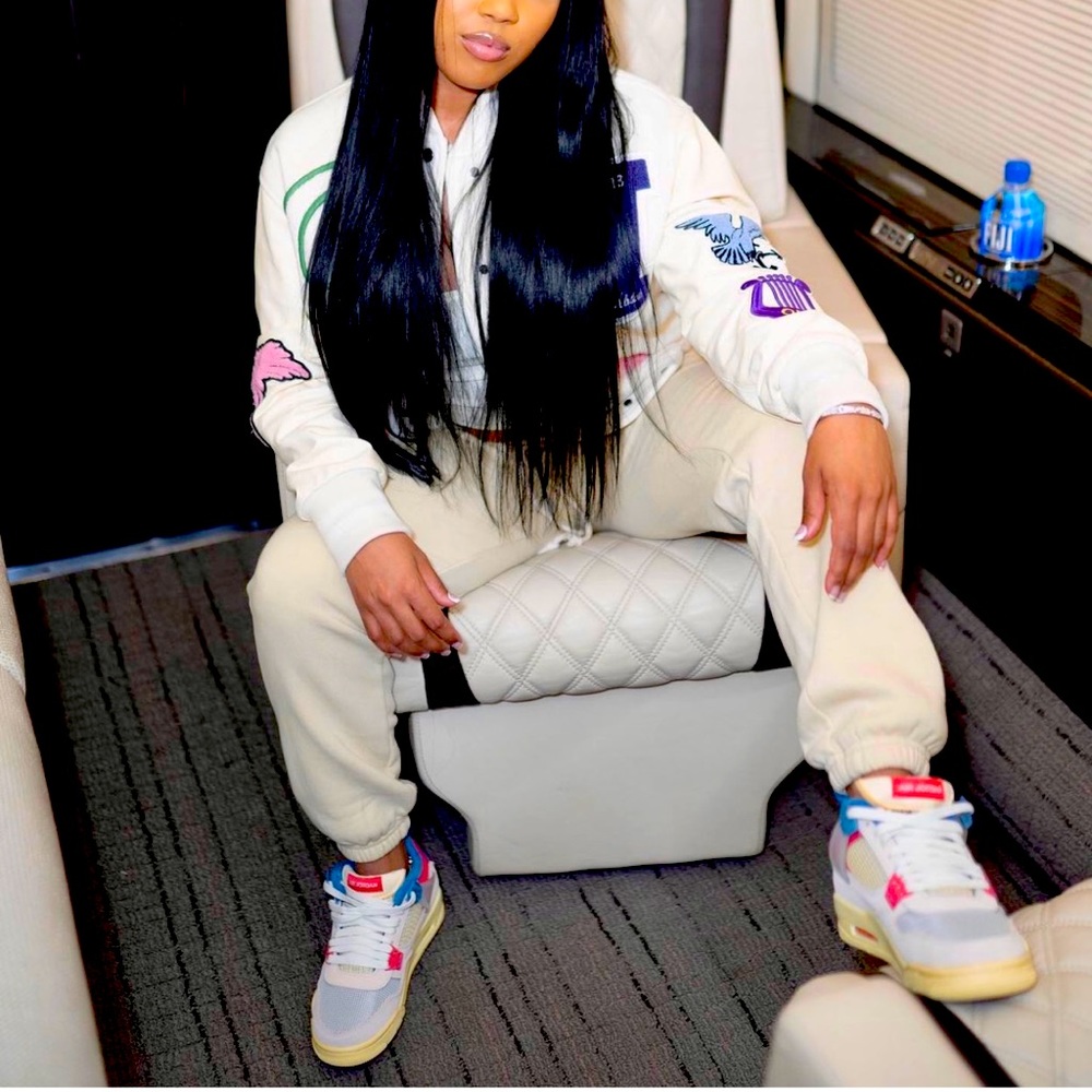 Thanks for checking out my closet all offers welcomed